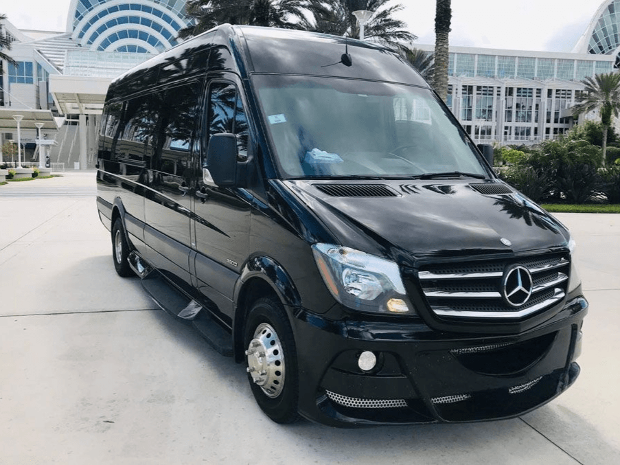 Mercedes Sprinter Limo Lounge