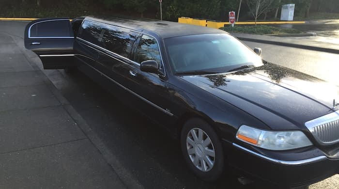 Stretch Limousine up to 10 Passengers