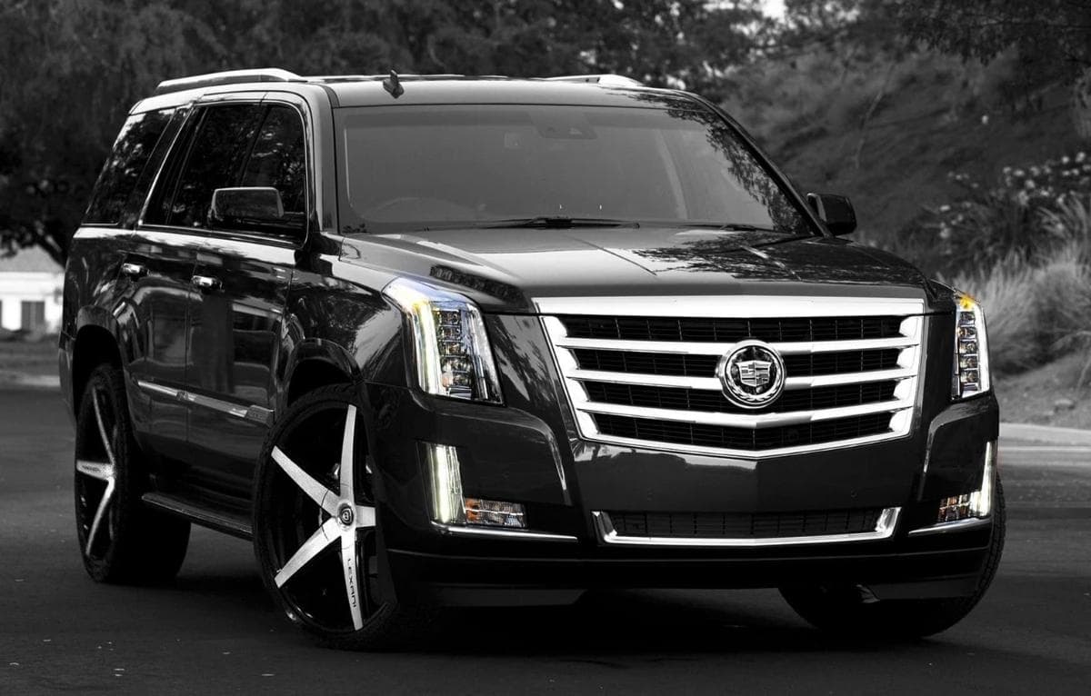 SUV GMC Yukon - 6 Passenger