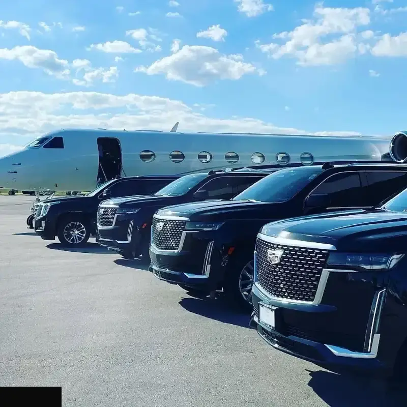 Cadillac Escalade ESV / Suburban / Navigator L