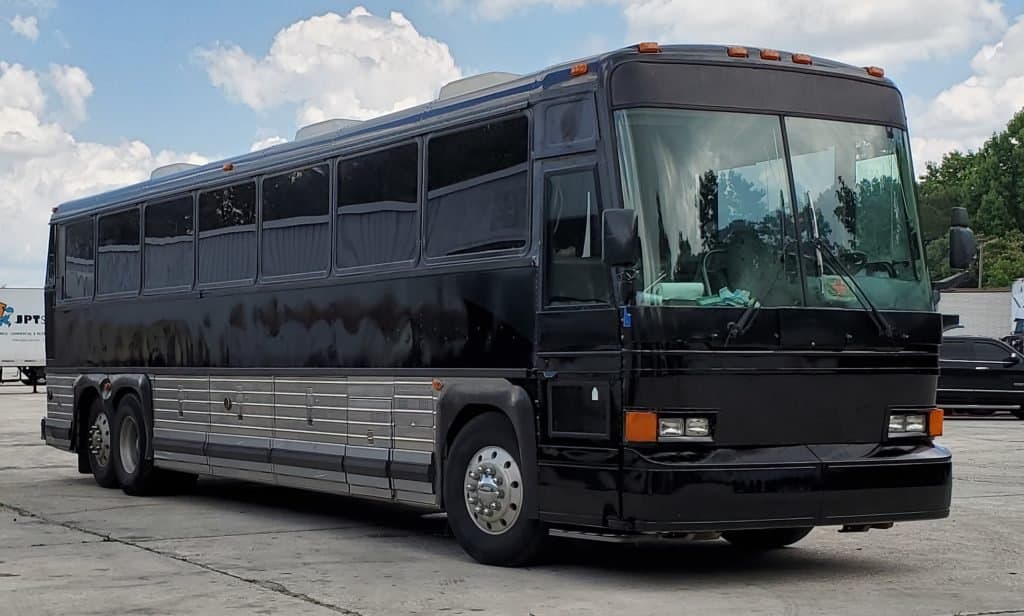 40-44 Pass Party Bus (King)