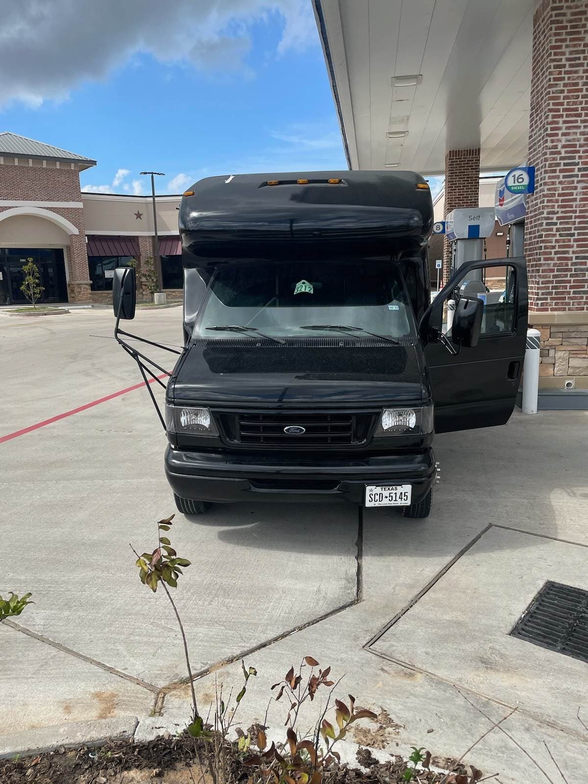 18-20 Pass Party Bus (Texas Dime)