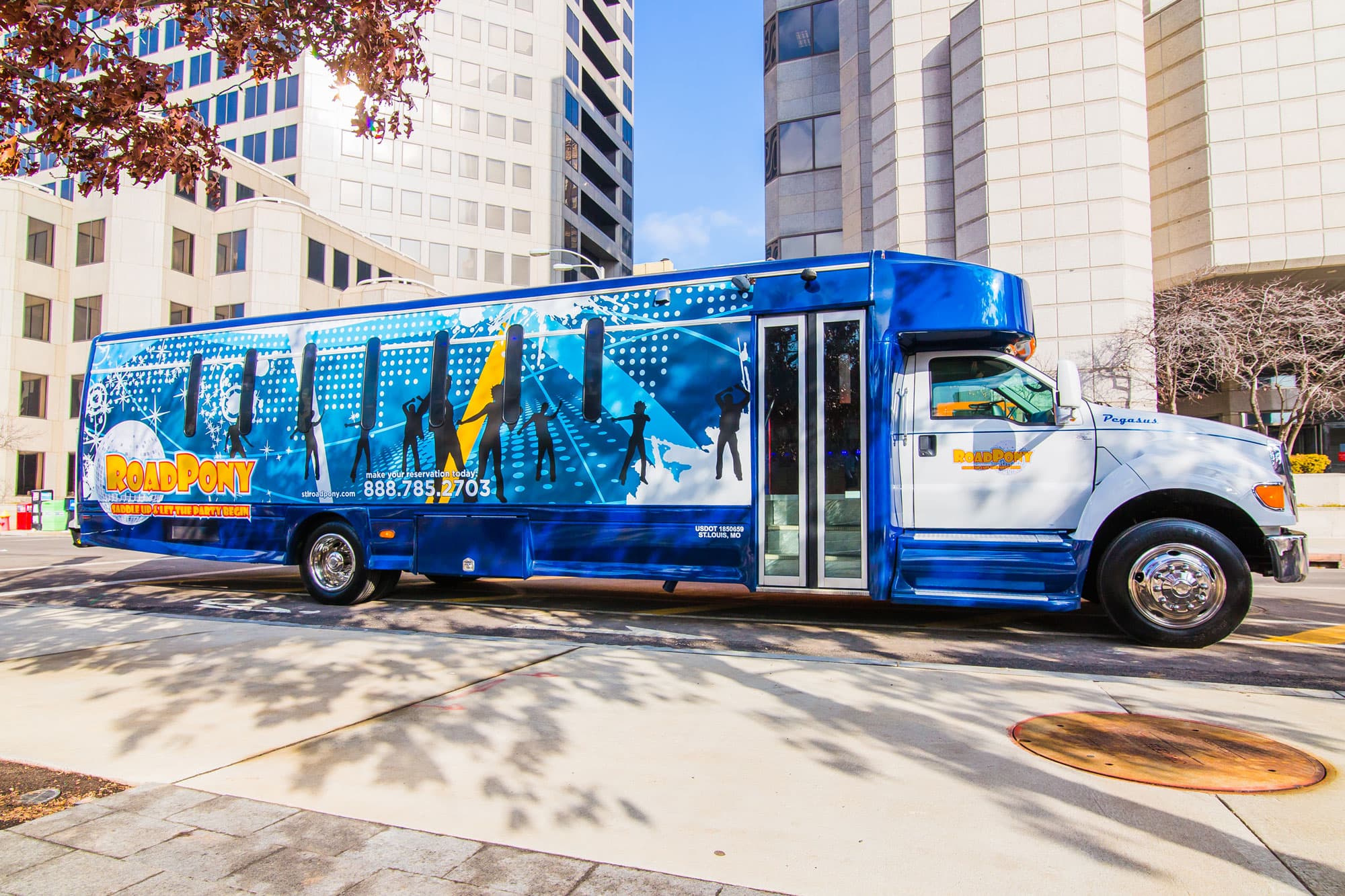 Pegasus 32 Passenger Party Bus