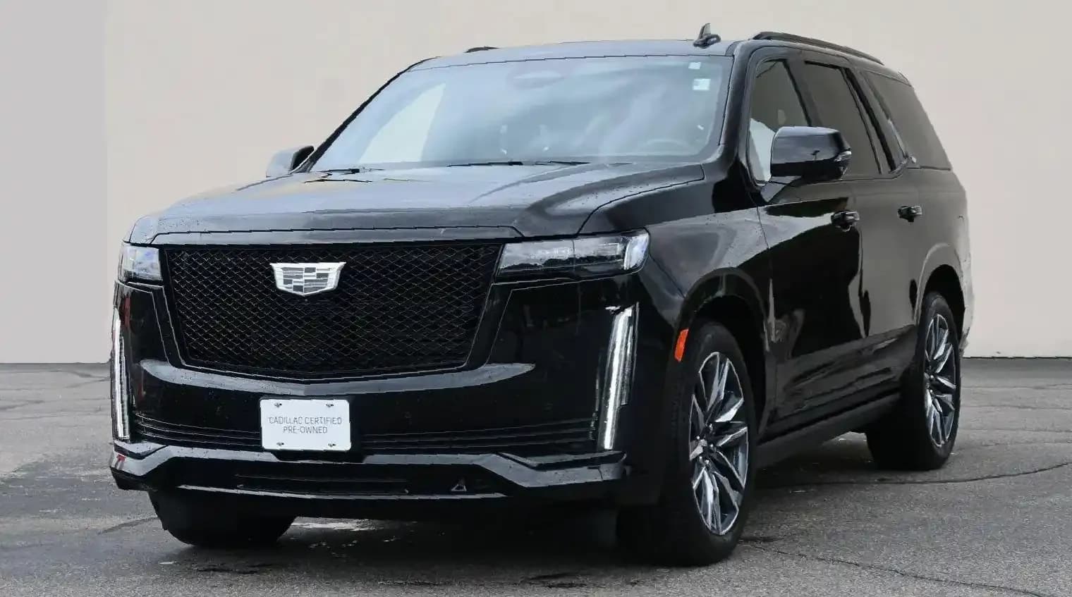 2023 Chevy Suburban LT