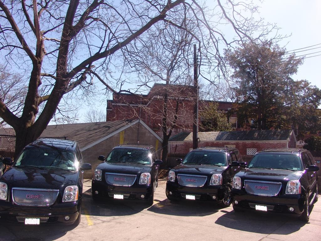 Stretch Hummer Limo