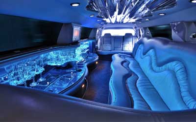 Hummer Stretch Limo – 22 Passengers