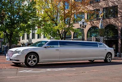 10 passenger Stretch Limos