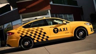 Taxi Cab Up To 4 Passengers